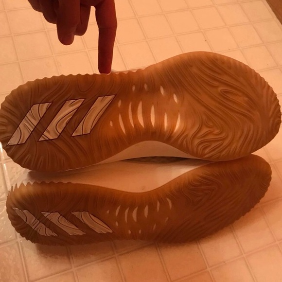 Adidas Dame 4 ‘Un-Dyed’ size 14 - Picture 6 of 6